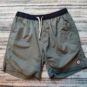 Vuori Kore shorts in an army green shade boxer brief lined men's xl